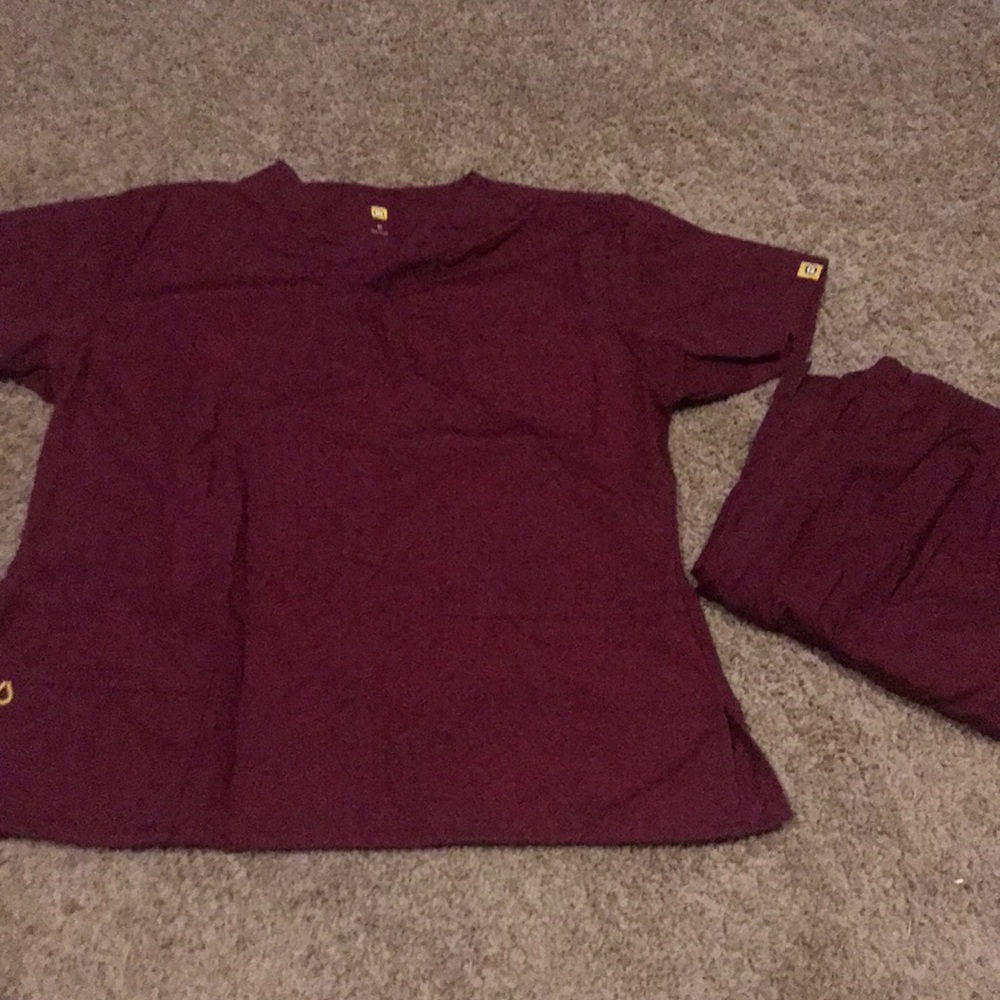 Wonder Wink Scrubs